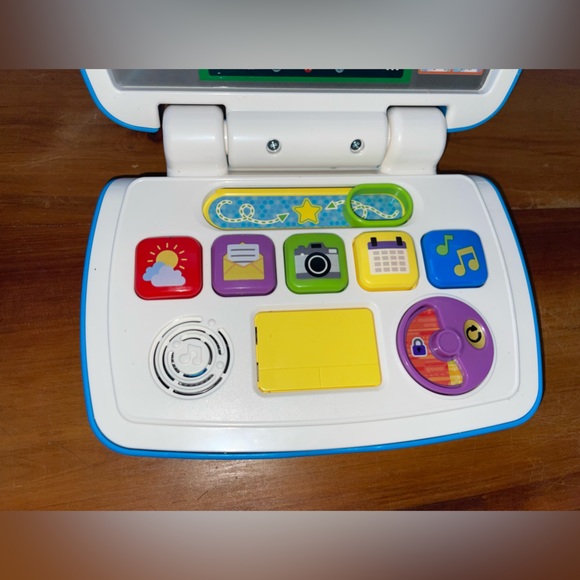 VTech Baby See & Surprise Laptop Interactive Play sing song computer play toy - Picture 7 of 15